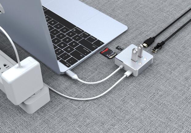 High Speed And Data Transfer Usb Type C Usb Hub 7 Port for Notebooks phones And Games Etc 
