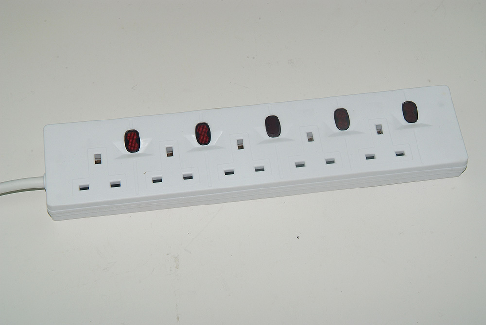 4 outlet Universal extension power socket