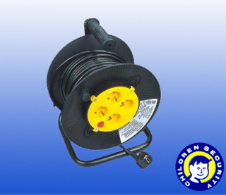 automatic retractable cable reel